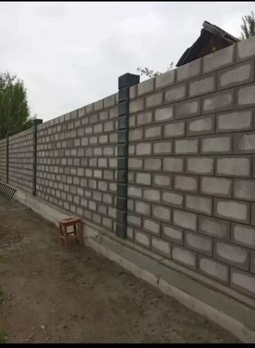 настенная панель: Пескоблок кладка забор,склад койобуз