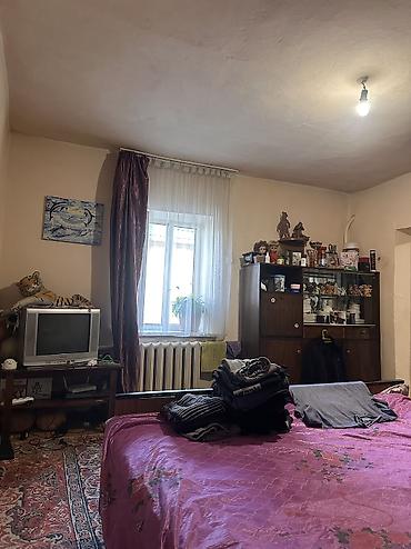 Продажа коттеджей и домов: Продаётся дом в г. Кара-Балта, ул. Белинского, 21. Тёплый уютный дом с — 13