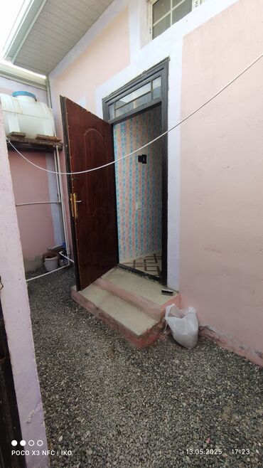şirvan şəhərində satılan evlər: Бина 1 комната, 45 м², Нет кредита, Свежий ремонт