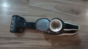 Štapni usisivači: 1. Philips Power Pro Duo potpuno ispravan cena 80€ 2. Philips Power — 9
