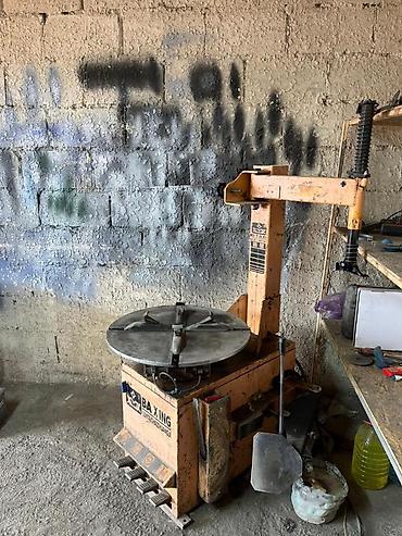 Шиномонтажное оборудование: 2 балансировка3 разбартовка4 дамкрат 2 воздушный дамкрат, 1пневма — 8