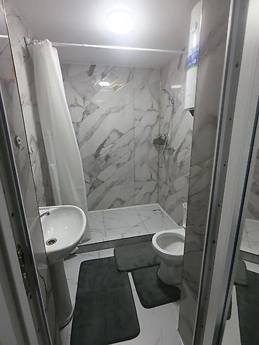 Продажа коттеджей и домов: Продаётся частный дом в городе Каракол вместе с гостиницей на 12 — 31