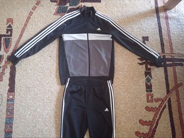 odeca za devojcice: Adidas, Unisex