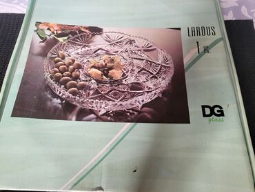 Ostalo posuđe: Velik nov,vintaz stoni tanjir univerzlani. Tanjir,posuda,za grckalice na lalafo.rs — 16 Ostalo posuđe: Velik nov,vintaz stoni tanjir univerzlani. Tanjir,posuda,za grckalice — 16