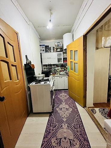 военно антоновка восст: 3 комнаты, 50 м², Бишкек, Азамат авторынок Собственник — 7