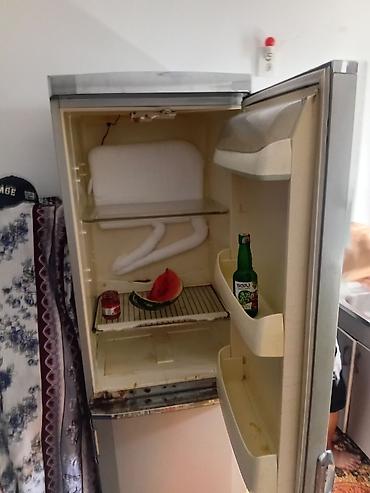 fridge: Однокамерный холодильник с морозильным отсеком - Компактный формат — 2