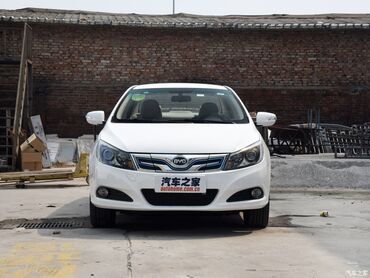 электромобили из китая: BYD : 2019 г., 0.5 л, Автомат, Электромобиль, Седан