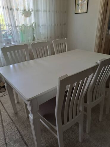 белый стол: Стол, цвет - Белый, Б/у