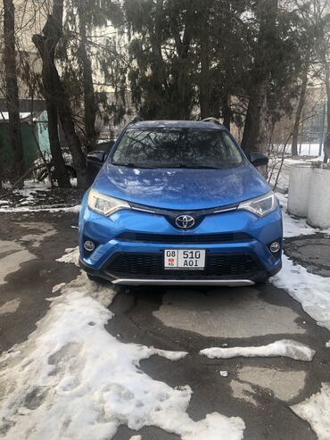 Toyota RAV4: 2017 г., 2.5 л, Автомат, Бензин, Внедорожник