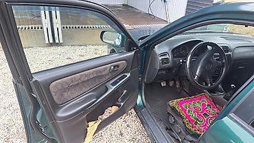385 55: Mazda 626: 1997 г., Механика, Бензин, Седан — 5