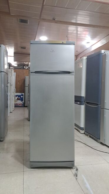 indesit soyuducu satilir: 2 qapılı Indesit Soyuducu Satılır
