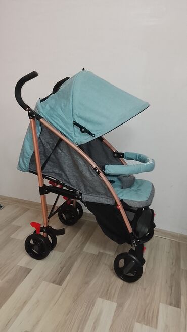 Gəzinti arabaları: Klassik gəzinti arabası, İşlənmiş, Yaş: 30 ay, Ünvandan götürmə, Ödənişli çatdırılma — 9