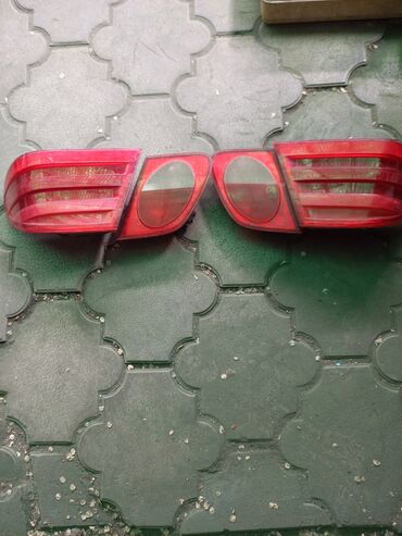 Решетки радиатора: Решетка радиатора Mercedes-Benz 2000 г., Б/у — 12