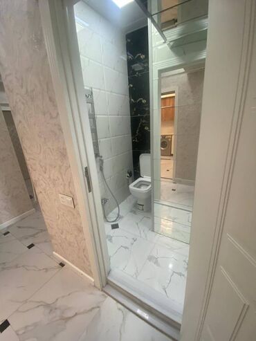 Uzunmüddətli kirayə mənzillər: Qara Qarayev metrosunun yanı.16 mərtəbənin,11-ci mərtəbəsində,1 — 13