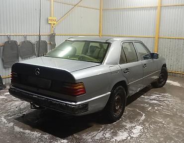 Mercedes-Benz: Mercedes-Benz W124: 1989 г., 2.3 л, Механика, Бензин, Седан — 4