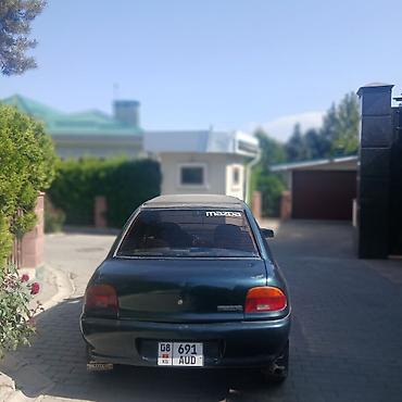 bmb e36: Mazda 121: 1991 г., Бензин, Седан — 3