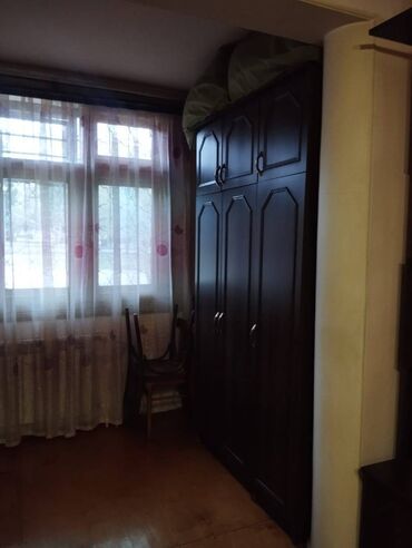 Köhnə tikili: Bakı, 1 otaqlı, Köhnə tikili, m. Xalqlar Dostluğu, 30 kv. m — 12