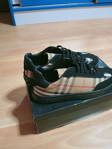 Кроссовки и спортивная обувь: Burberry kişi krossovkaları - Model: Aşağı profilli, bağcıqlı — 3