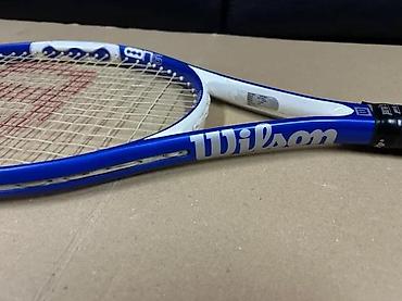 Ostali proizvodi za sport i razonodu: Wilson teniski reket - Model: Wilson (plavo-bela šema, “W” logo na — 4