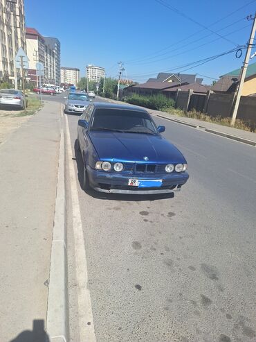 беха машина: BMW 5 series: 1995 г., 2.5 л, Механика, Бензин, Седан