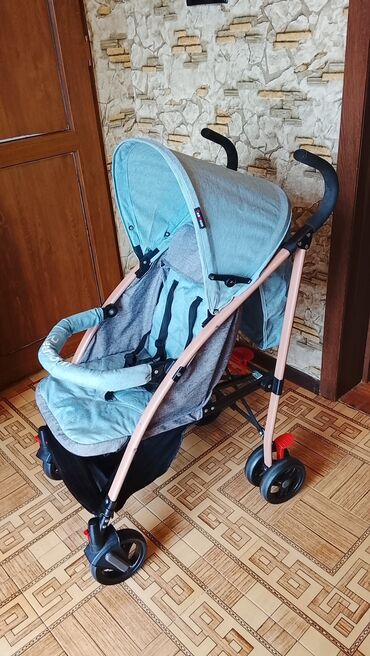 Gəzinti arabaları: Klassik gəzinti arabası, İşlənmiş, Yaş: 30 ay, Ünvandan götürmə, Ödənişli çatdırılma — 4