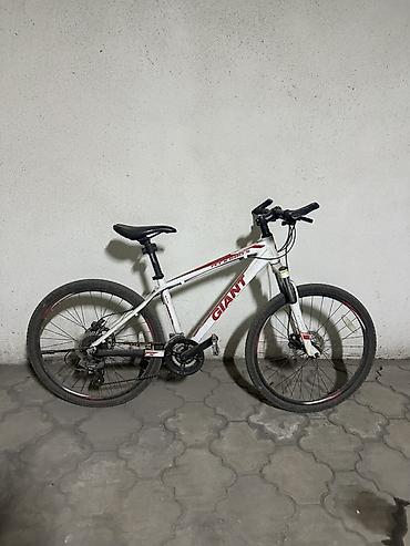 gian: Продаю велосипеды Giant GIANT красный - 15000 сом Рама: XS GIANT — 3