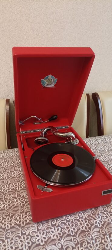 gramofon qiymetleri: "KALOMENSKİY" Patifon tam ideal vəziyyətdədir