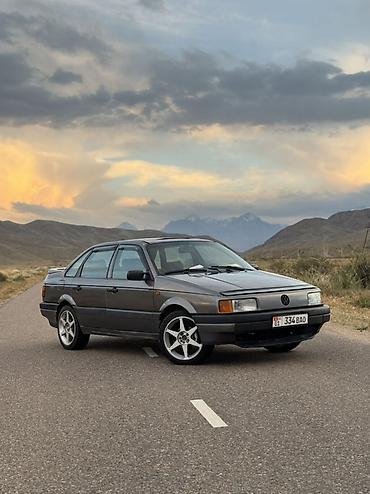gac i60: Volkswagen Passat: 1991 г., 2 л, Механика, Бензин, Седан — 3