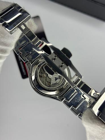 coco line: **RADO Automatic qol saatı** Zərif və minimalist üslubda hazırlanmış — 7