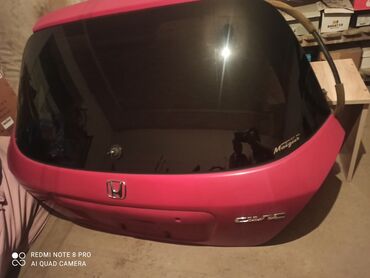 наклейки хонда: Крышка багажника Honda Б/у, цвет - Красный,Оригинал