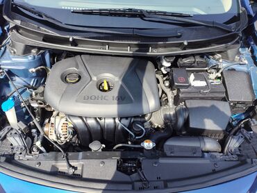 Hyundai: Hyundai Elantra GT, mavi rəng, hetçbek kuzov. - Güclü və qənaətcil — 14