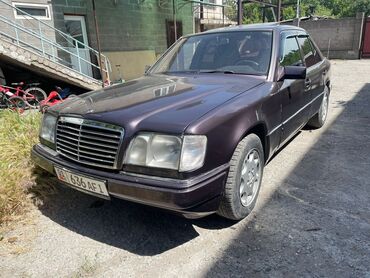Mercedes-Benz: Mercedes-Benz E 230: 1992 г., 2.3 л, Механика, Бензин, Седан