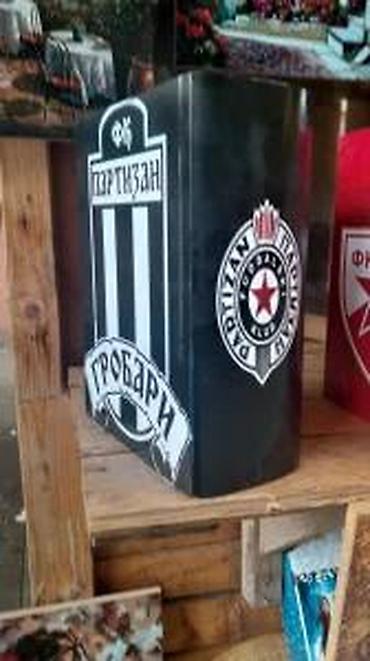 platneni ormar: PARTIZAN GROBARI DRVENA KUTIJA-KNJIGA NOVA PARNI VALJAK JNA | Cene — 5