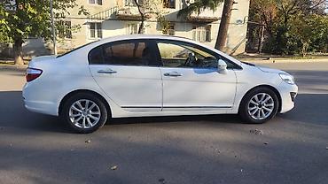 Great Wall: Great Wall : 1.5 l | 2013 il 130000 km Sedan — 4
