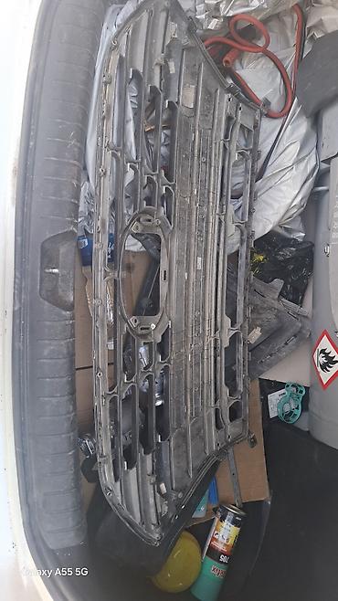 решетки разные: Решетка радиатора Hyundai 2019 г., Б/у, Оригинал — 2