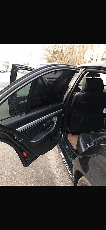 tesla 3: BMW 523: 3 l | 2001 il Sedan — 7