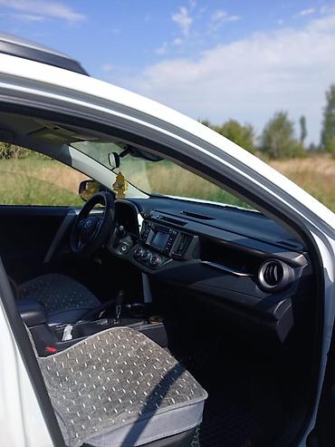 4wd 20132020: Toyota RAV4: 2017 г., 2.4 л, Автомат, Бензин, Кроссовер — 3