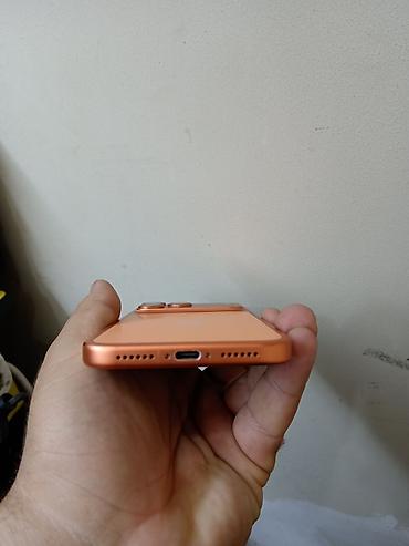 philips xenium 9@9s: Məhsul: Portağal rəngli smartfon (qutuda) Xüsusiyyətlər: - Korpus — 4