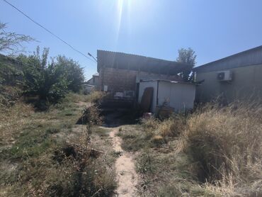продажа домов жилмассив кок жар бишкек: 40 кв. м, 2 бөлмө, Брондолгон эшиктер, Забор, тосулган