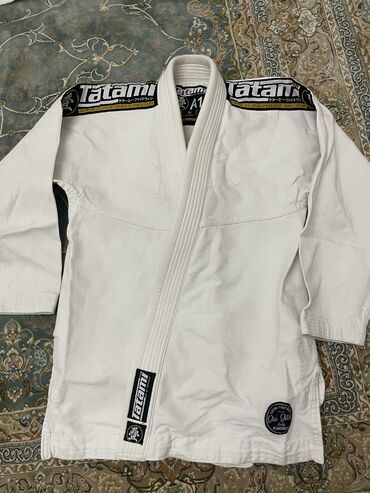 лицензионное кимоно для дзюдо: Кимоно Tatami. Только для одного турнира брали