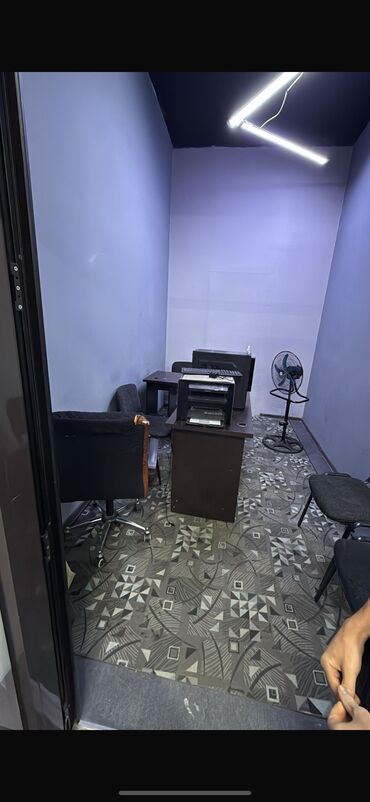 сдаю дом без хозяина на долгий срок: Сдаю офис логвиненко боконбаева