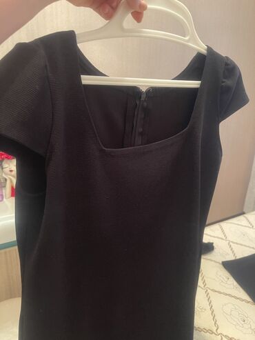 Dəstlər, kostyumlar: Qadın geyim dəsti - Qara klassik don: yüngül parça, qolsuz, yuvarlaq — 7