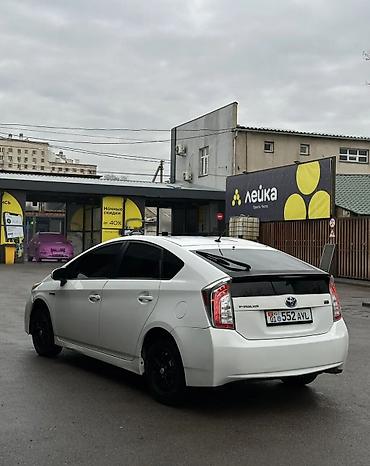 Toyota: Toyota Prius: 2014 г., 1.8 л, Вариатор, Гибрид, Хэтчбэк — 11
