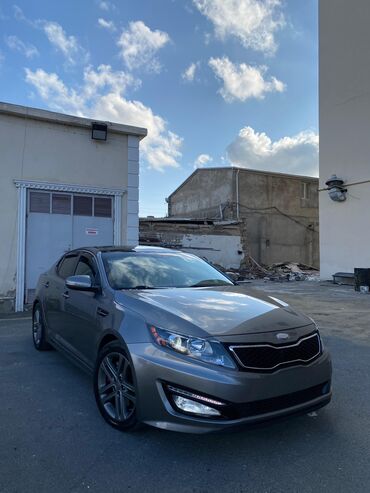 Kia: Kia Optima: 2 l | 2013 il Sedan