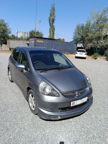 honda civic хетчбек: Honda Fit: 2005 г., 1.3 л, Вариатор, Бензин, Хэтчбэк