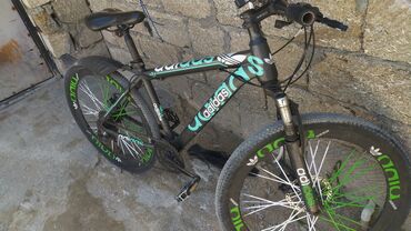 velosiped adidas: İşlənmiş Dağ velosipedi Adidas, 26", sürətlərin sayı: 7, Ünvandan götürmə