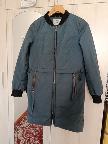 отдам даром навоз: МУКТАЖДАРГА БЕКЕР БЕРИЛЕТ. 42-РАЗМЕР. АДРЕС : ТИМУР ФРУНЗЕ 100 1)