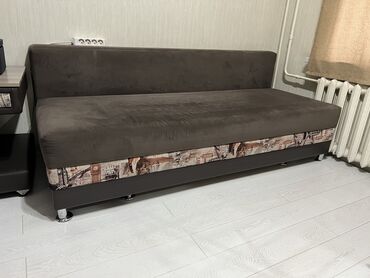продажа бу диванов: Диван-кровать, цвет - Коричневый, Б/у