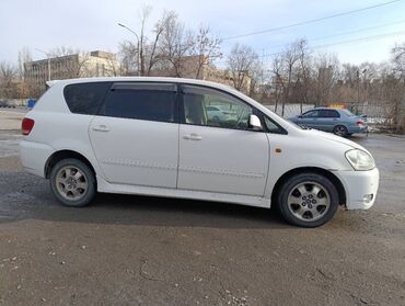 Toyota: Toyota Ipsum: 2003 г., 2.4 л, Автомат, Бензин, Минивэн