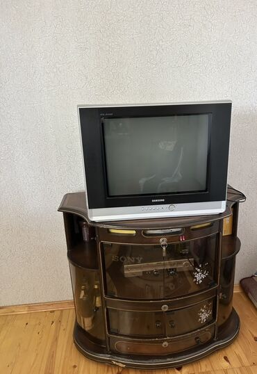 Телевизоры: Б/у Телевизор Samsung 32" Самовывоз